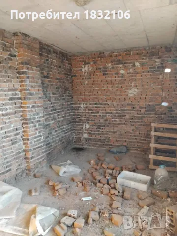 Просторна триетажна  къща, снимка 10 - Къщи - 47447505