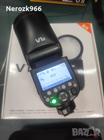 Фотоапарат Nikon Z6 II Black + Обектив Nikon Z Nikkor 24-70mm f4 S+светкавица GODOX V1n, снимка 9 - Фотоапарати - 51942345