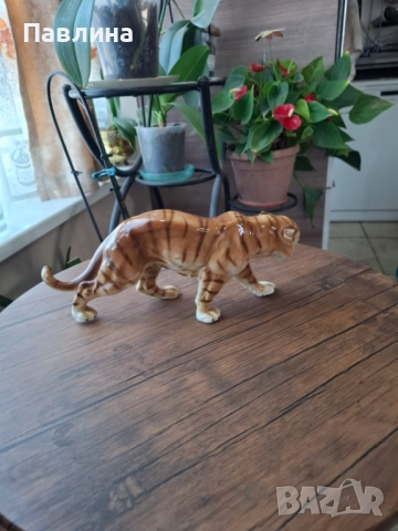 Много красив порцеланов тигър, снимка 2 - Статуетки - 52850569