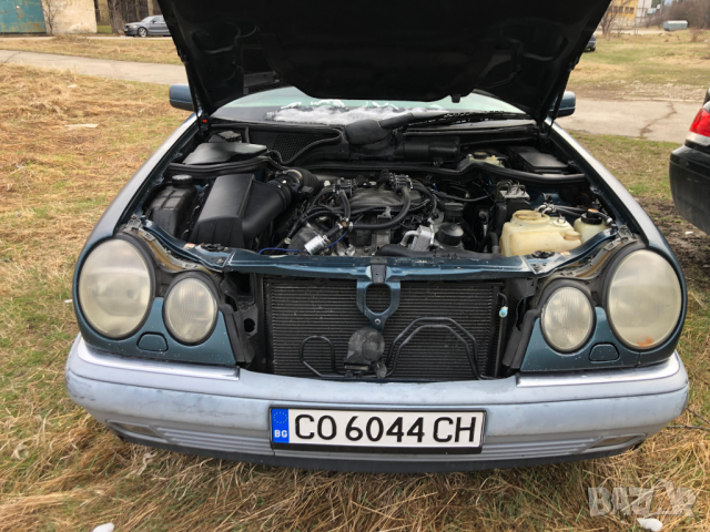 Mercedes W210 E320 4-matic E-classe Еlegance бензин/газ, снимка 7 - Автомобили и джипове - 44664336