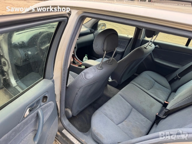 Мерцедес ц220, снимка 13 - Автомобили и джипове - 53486796