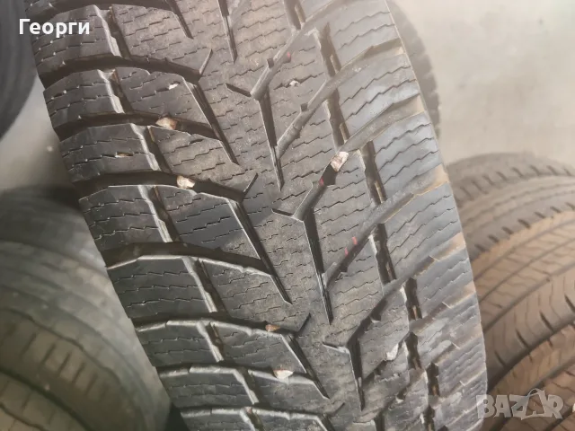 2бр.зимни гуми 215/75/16C Nokian