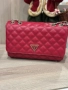 Червено бижу чанта Guess, снимка 1