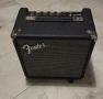 Fender Rumble 15 бас комбо усилвател - отлично състояние, снимка 4