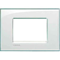 Продавам Рамка 3М Square Aquamarine (KA) bticino Livinglight, снимка 1 - Други - 44615916