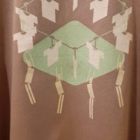тениска авторска " Танцуващите закачалки" уникат, лимитиран тираж, ушита от качествен плат, снимка 2 - Тениски - 26347446