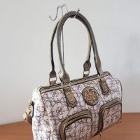 Луксозна чанта Guess  код SG-F14, снимка 3 - Чанти - 41863270