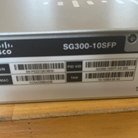 Cisco SG 300-10SFP 10-port Gigabit Managed SFP Switch, снимка 2 - Суичове - 39589804