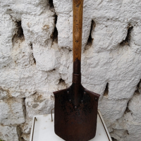 Автентична немска окопна лопатка,1915г,ПСВ, снимка 2 - Антикварни и старинни предмети - 36289604