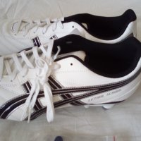 бутонки - Футболни обувки  ASICS ном.43.5 , 45, снимка 3 - Спортни обувки - 35727861