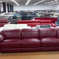 Голям червен кожен диван с електрически релакс механизъм "Laurence", снимка 8 - Дивани и мека мебел - 40282832