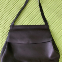 Furla оригинална бизнес дамска чанта, снимка 1 - Чанти - 36215981