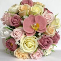 Букет от сапунени рози, снимка 6 - Подаръци за жени - 40516500