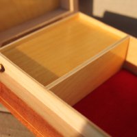 Дървена музикална кутия за бижута с латерна, снимка 9 - Антикварни и старинни предмети - 44435813