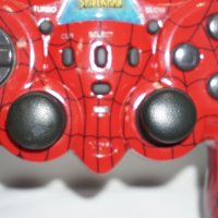 Оригинален джойстик Spider-Man Marvel Naki за Playstation 2  ТЕСТВАН И РАБОТЕЩ, снимка 5 - Аксесоари - 41291690