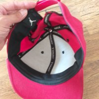 Nike Jordan Jumpman Snapback Cap In Red - страхотна мъжка шапка , снимка 7 - Шапки - 41846578