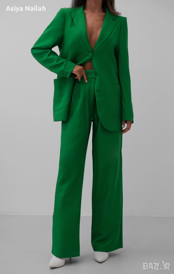 Дамски зелен костюм от две части – сако и широк панталон, снимка 1