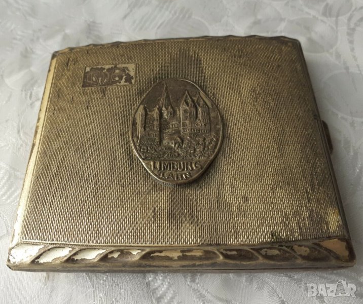 Табакери: Стара посребрена табакера, руска с лос, месингова с коне, снимка 1