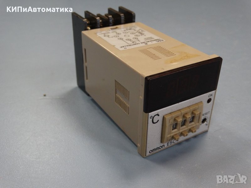 Термоконтролер OMRON E5 C4, снимка 1