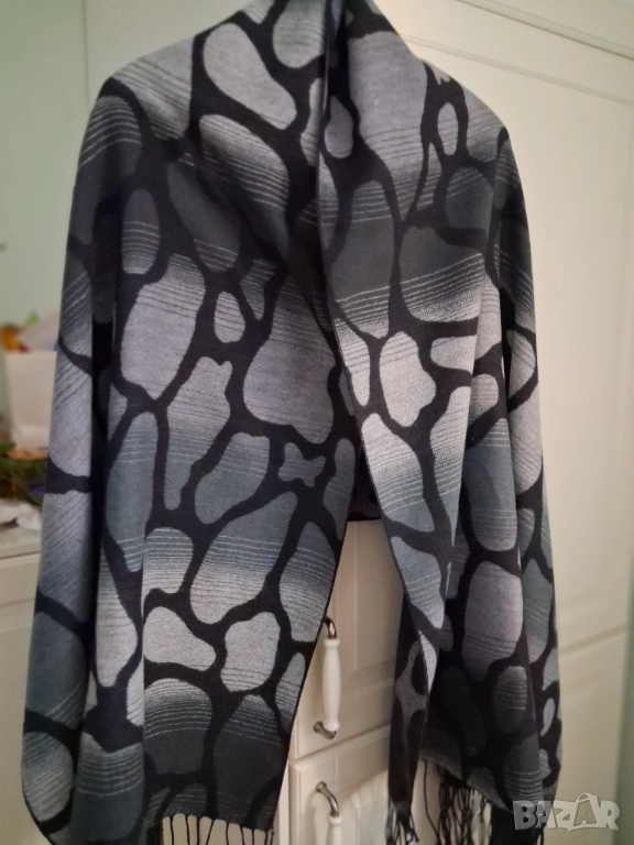 Дамски шал, снимка 1