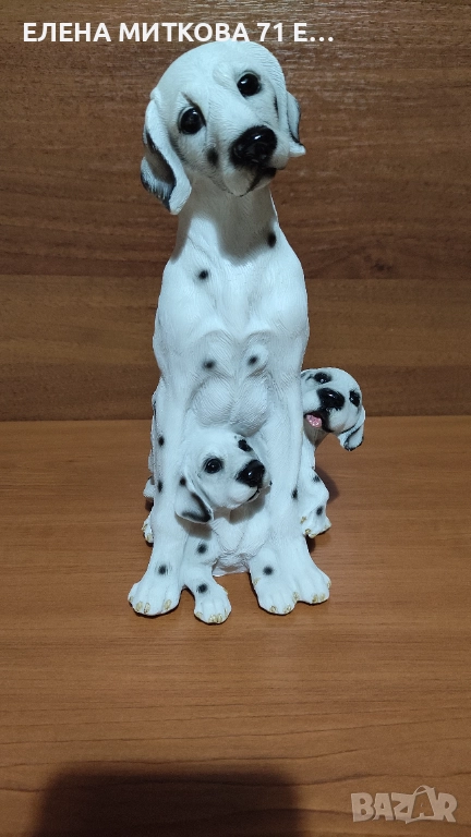 Изразителна статуетка на Мама Далматинка с двете си рожби, снимка 1