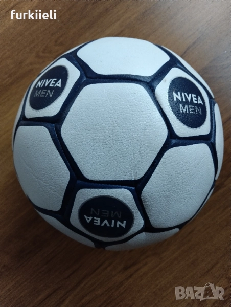 Нова топка на Нивеа , снимка 1