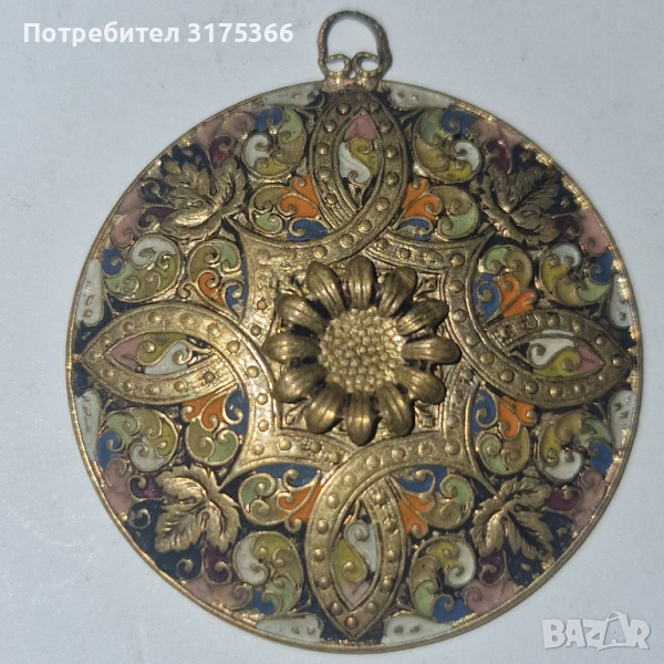 Старинна  руска брошка с емайл, снимка 1