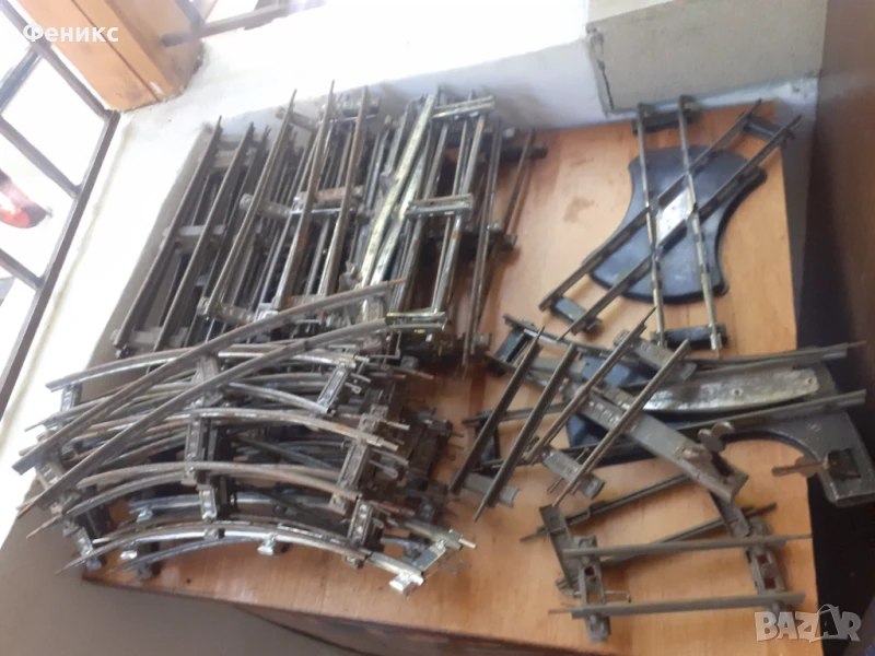 Лот части влакче конструктор метални релси писта- стара игра, снимка 1