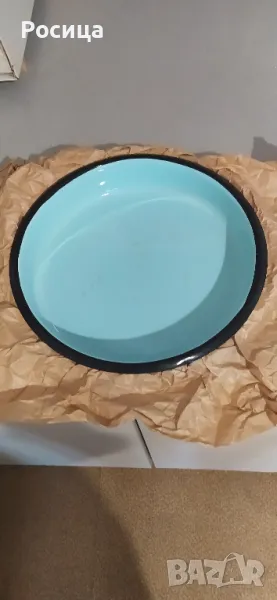 Кръгли български емайлирани тавички  от соца, снимка 1