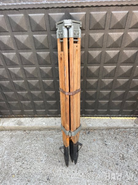 Продавам тринога , снимка 1