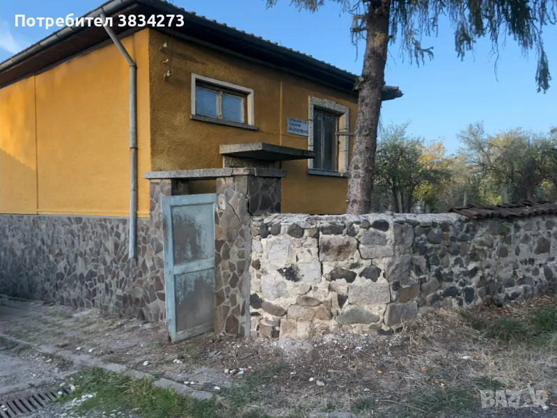 Масивна, двуетажна тухлена къща, село Брягово, от собственик, снимка 1