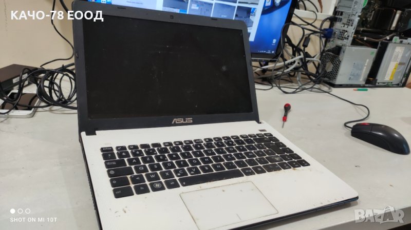 Лаптоп Asus X401U, снимка 1