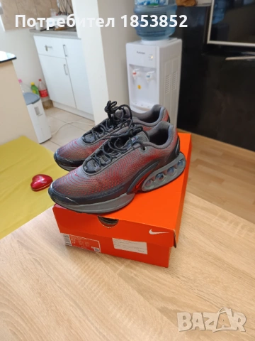 Оригинални маратонки nike, снимка 3 - Маратонки - 53656217