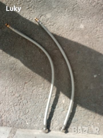 Връзка гъвкава за чиста вода за смесител стоящ.Обявената цена е за всичко.