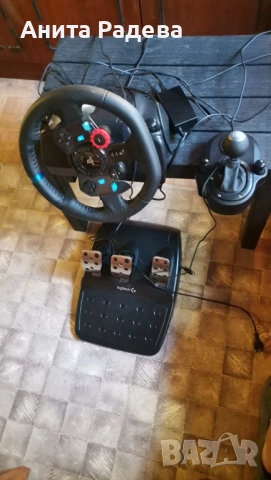Кормило с комплект педали и скоростен лост
