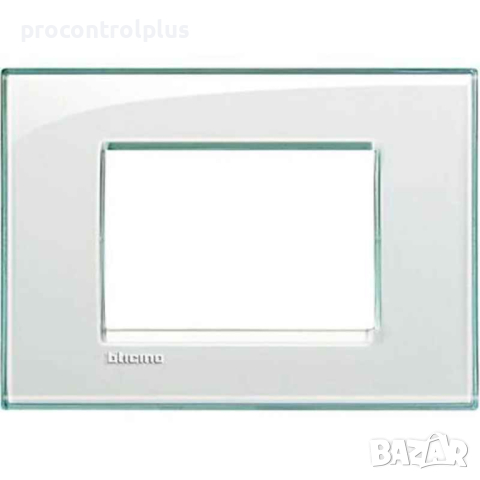 Продавам Рамка 3М Square Aquamarine (KA) bticino Livinglight, снимка 1 - Други - 44615916