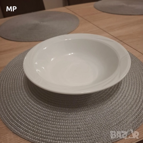 Порцеланови чинии к-т 18 части Lubiana/Arcadia, снимка 3 - Прибори за хранене, готвене и сервиране - 52872593