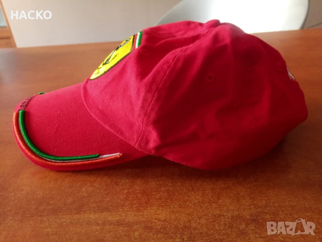 Бейзболна Шапка на отбора на ФОРМУЛА 1 SCUDERIA FERRARI SANTANDER RASING 100% Оригинална от АНГЛИЯ, снимка 3 - Шапки - 50785754