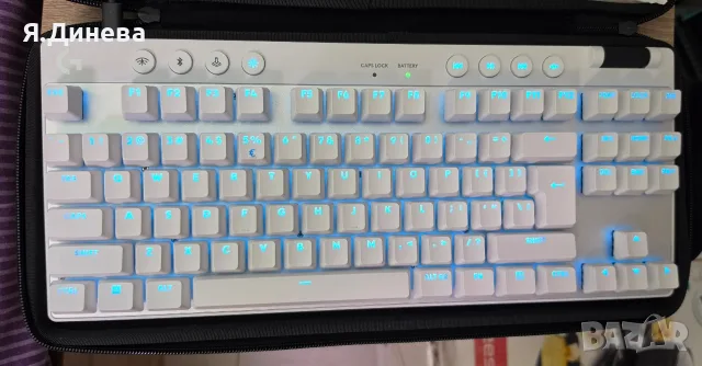 Безжична клавиатура Logitech Pro X KTL, снимка 4 - Клавиатури и мишки - 55800758