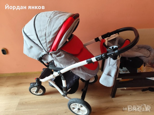 Бебешка количка 3 в 1 със столче за кола Karwala – Сиво и Червено
