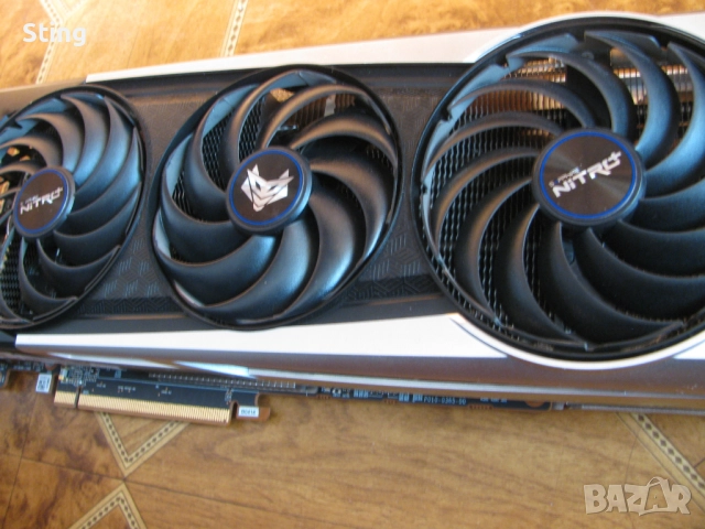 SAPPHIRE Radeon RX 6700 XT 12GB NITRO+   Гейминг  Видео Карта Мега Яка, снимка 2 - Видеокарти - 52847646