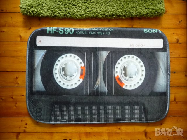 13.1 Килимче аудиокасета audio tape касетофон касетка стерео, снимка 1 - Декорация за дома - 40741708
