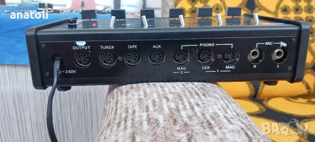 Смесителен пулт Vivanco MX-650 made in Japan , снимка 5 - Ресийвъри, усилватели, смесителни пултове - 51268885