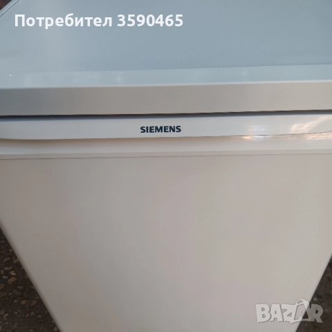 Малък хладилник Сименс, снимка 2 - Хладилници - 51548608