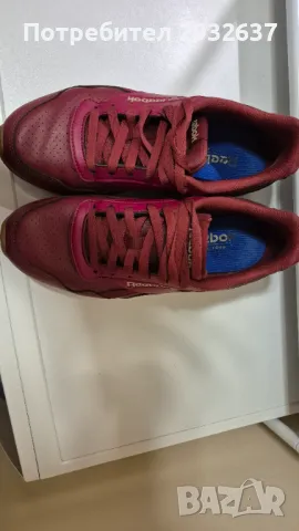 Маратонки унисекс REEBOK CLASSICS, снимка 2 - Маратонки - 47938471