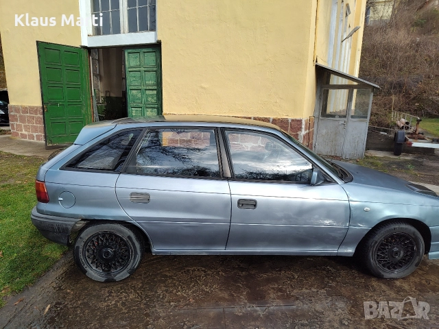 Opel Astra F 1.4 turbo, снимка 4 - Автомобили и джипове - 52670903