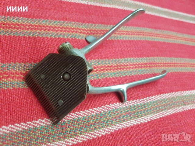 Машинка за подстригване , снимка 2 - Антикварни и старинни предмети - 53393574