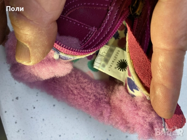 Детски кожени ботушки   НОВИ UGG оригинални  N:22.5, снимка 6 - Детски боти и ботуши - 52371829