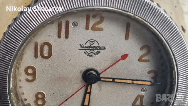 Руски часовник , снимка 2 - Антикварни и старинни предмети - 53536988