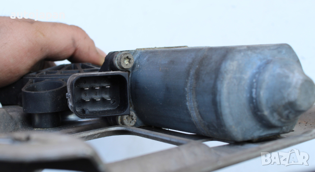 Преден ляв електрически стъклоповдигач Мерцедес-бенц в220 с320 цди 01г Mercedes-benz w220 s320 cdi 2, снимка 3 - Части - 44524346